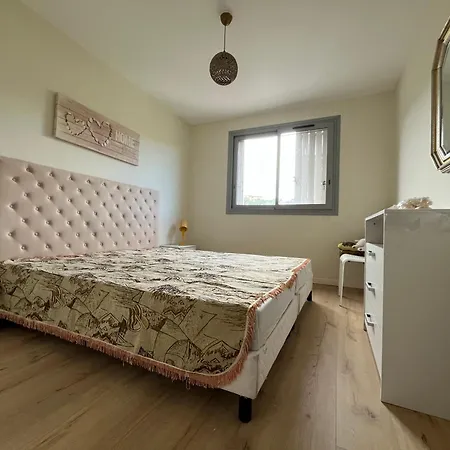 Apartamento F4 80m2 Fabron, Parking